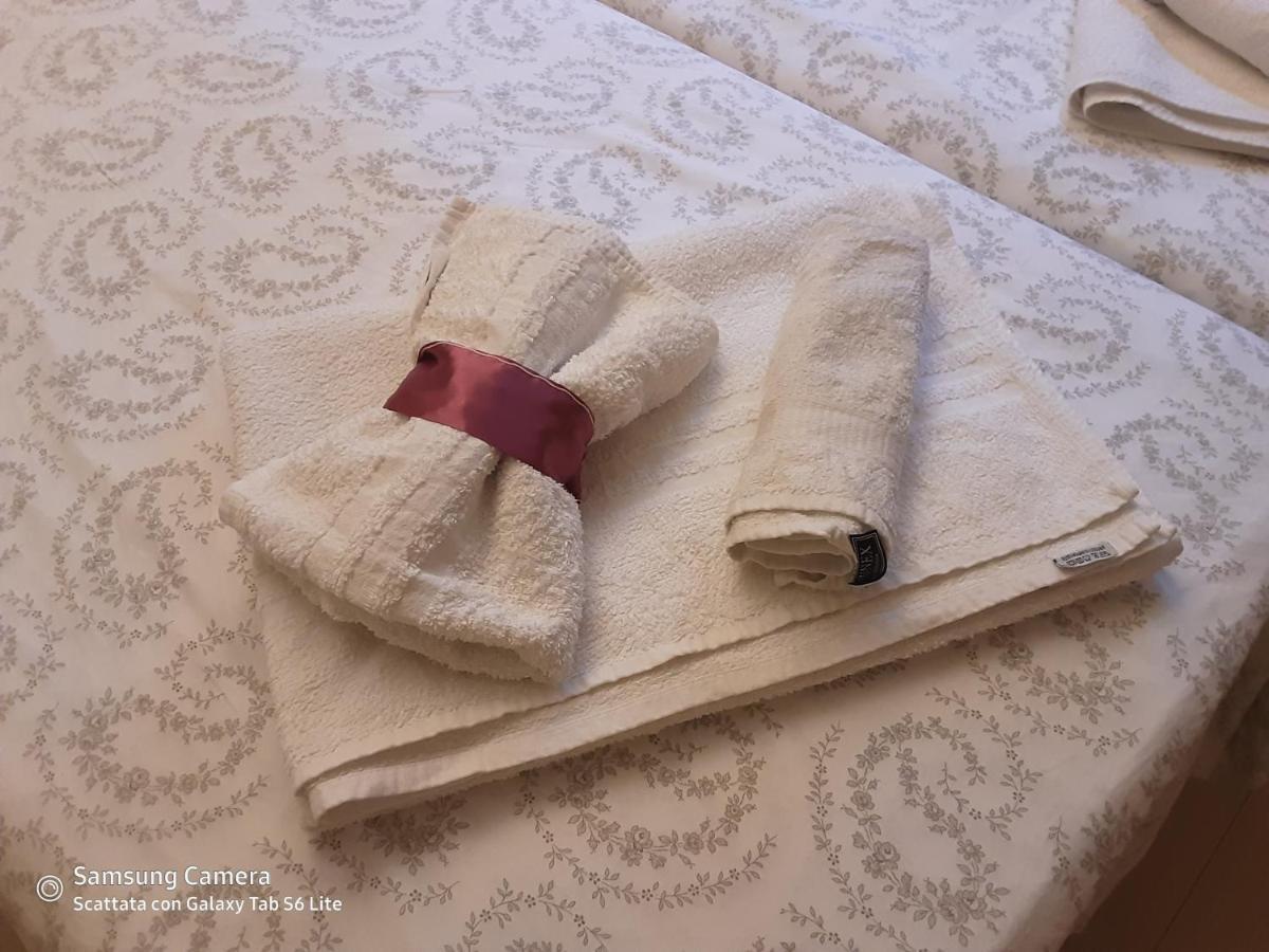 B&B Anna Rovere della Luna Εξωτερικό φωτογραφία