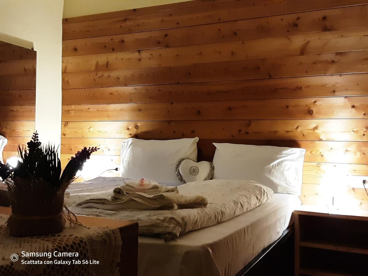B&B Anna Rovere della Luna Εξωτερικό φωτογραφία